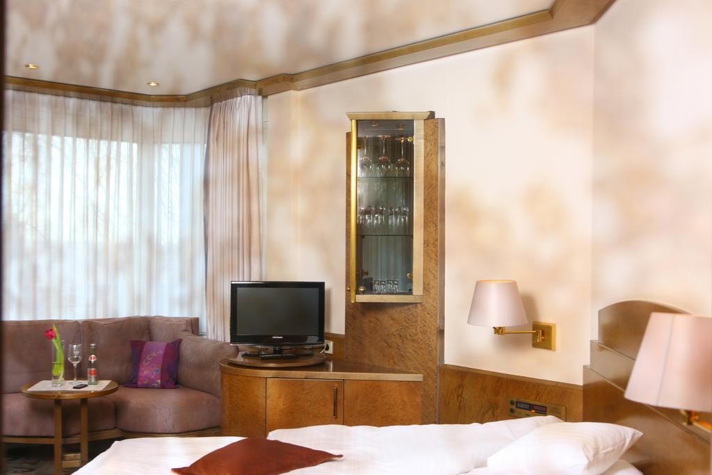 Hotel Brielhof Hechingen Bagian luar foto