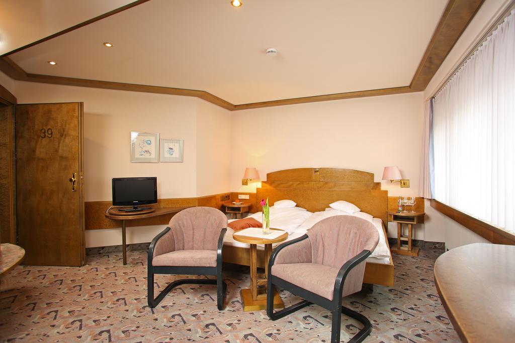 Hotel Brielhof Hechingen Bagian luar foto