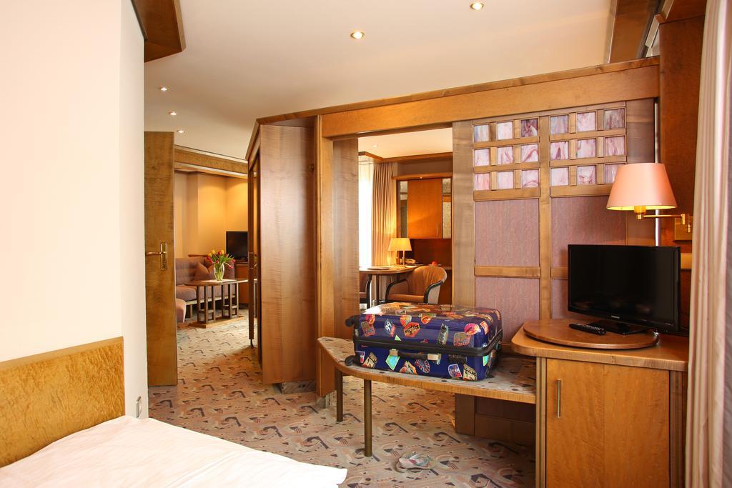 Hotel Brielhof Hechingen Bagian luar foto