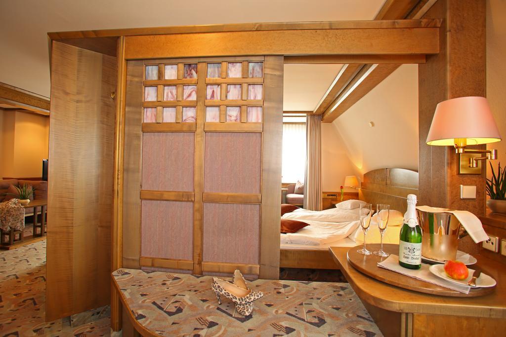 Hotel Brielhof Hechingen Bagian luar foto
