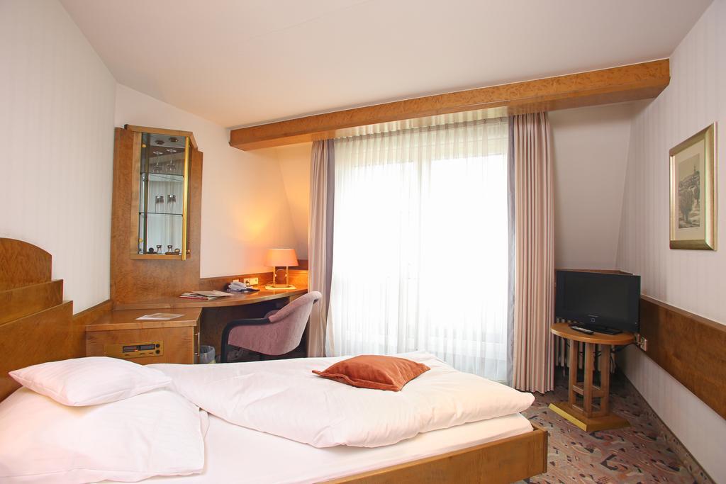 Hotel Brielhof Hechingen Bagian luar foto
