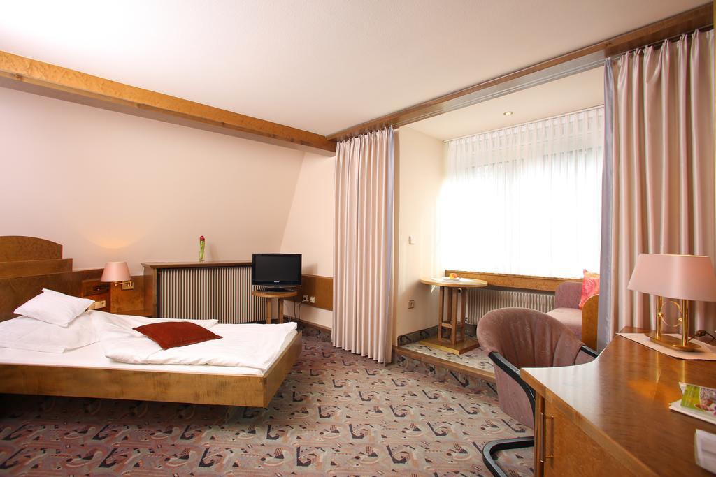 Hotel Brielhof Hechingen Bagian luar foto